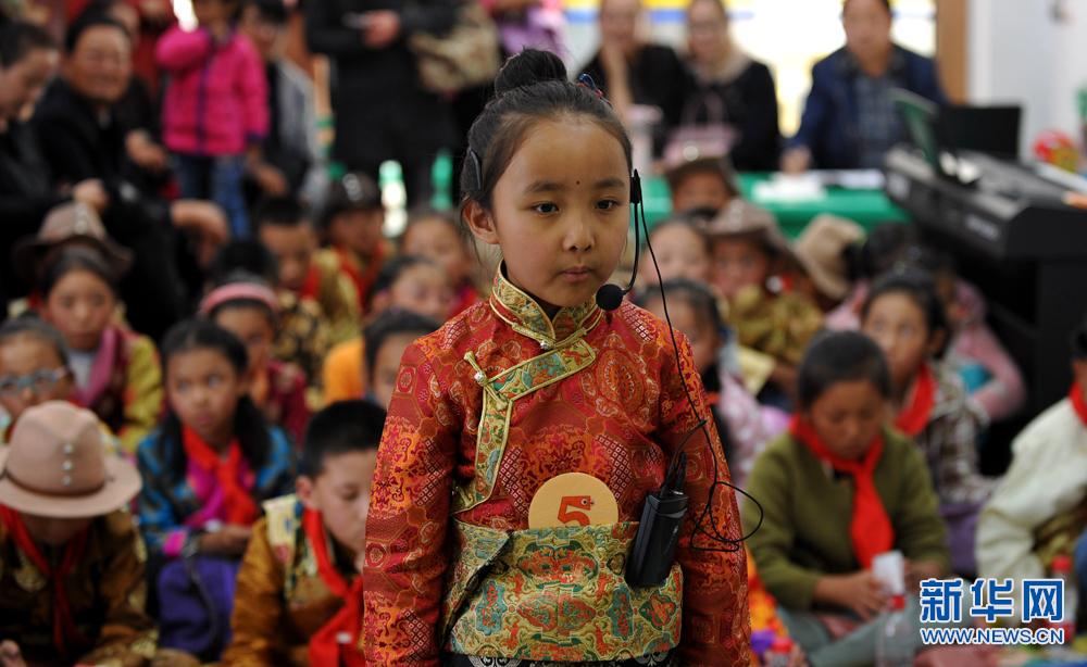 Le Tibet organise des activités de lecture pour enfants