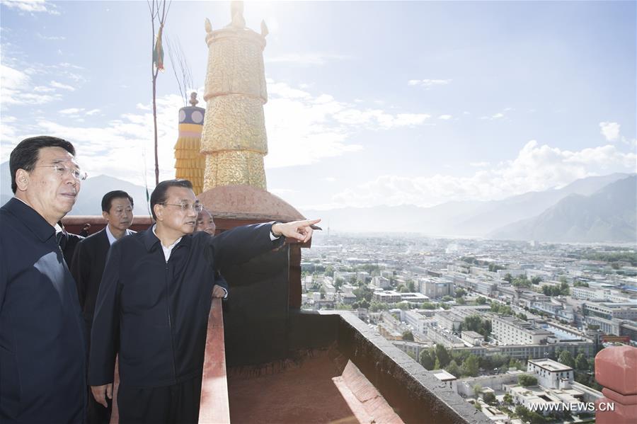 Le Premier ministre chinois met l'accent sur le développement et la prospérité durables au Tibet 3.jpg