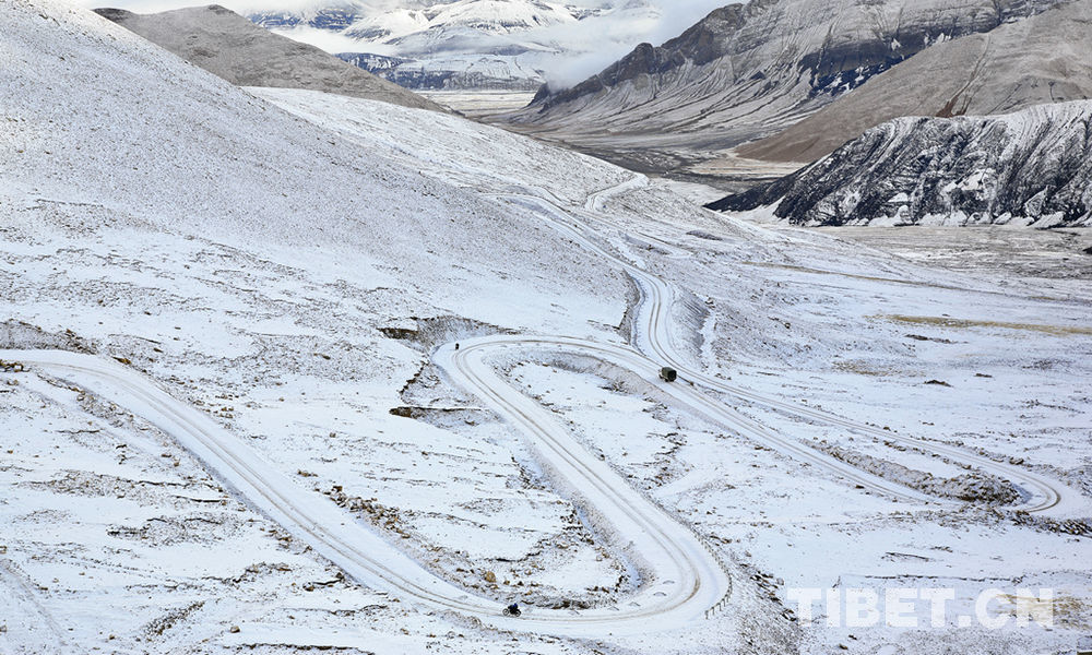 Les routes célestes du pays des neiges