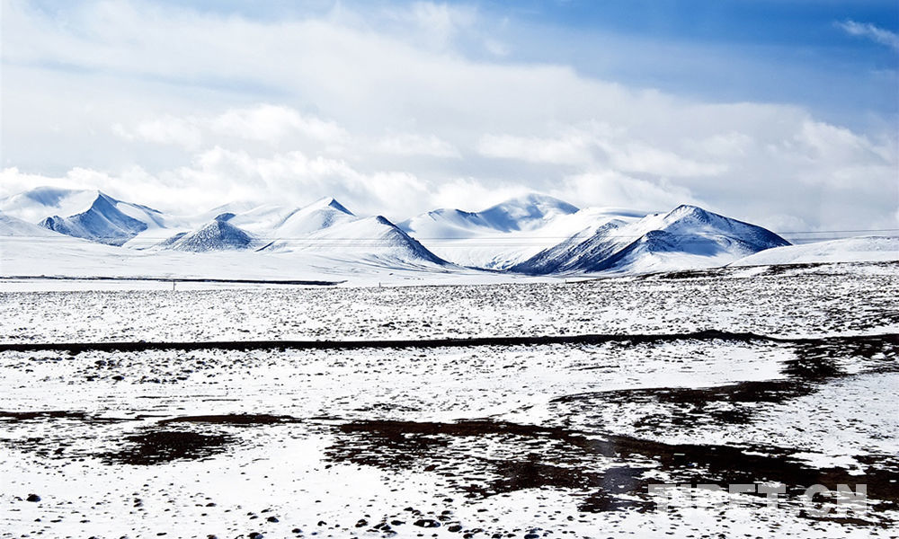 Les routes célestes du pays des neiges